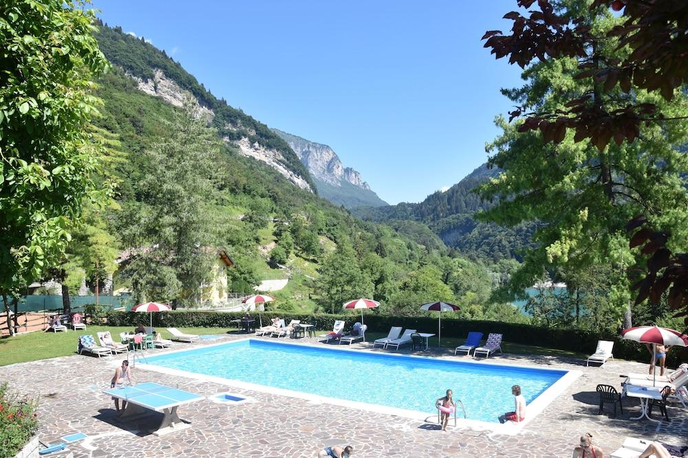 Club Hotel Тенно Экстерьер фото